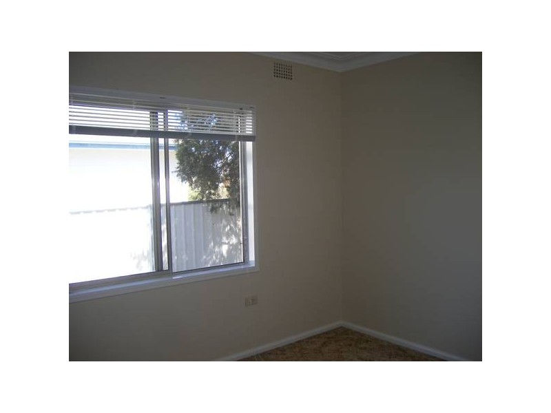 27 Kurrawan Street, South, Tamworth NSW 2340