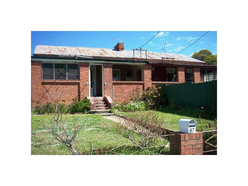 85-87 DENNE STREET, Tamworth NSW 2340