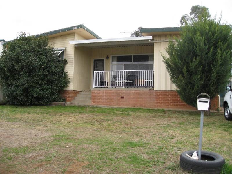 376 Armidale Rd, East Tamworth NSW 2340