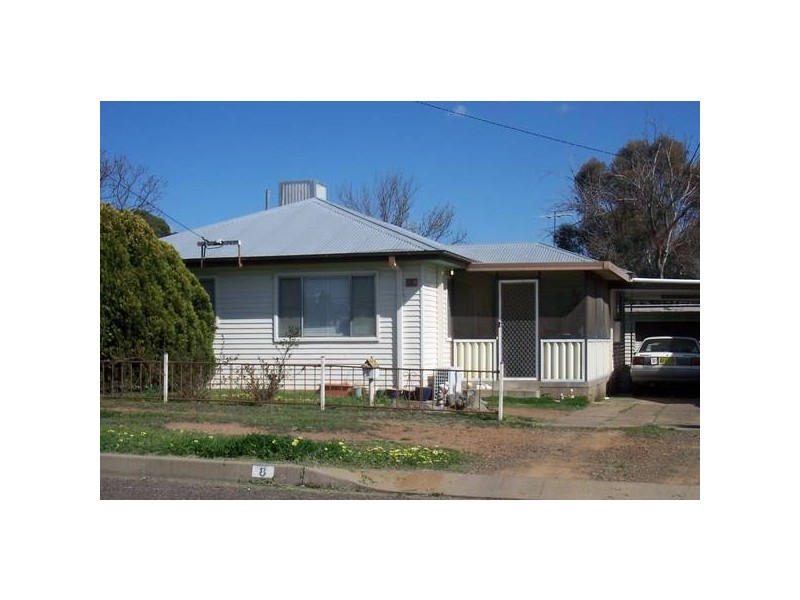 8 Southview Street, South, Tamworth NSW 2340