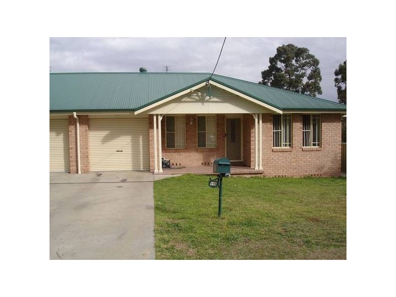 1&2/99a Johnston Street, Tamworth NSW 2340