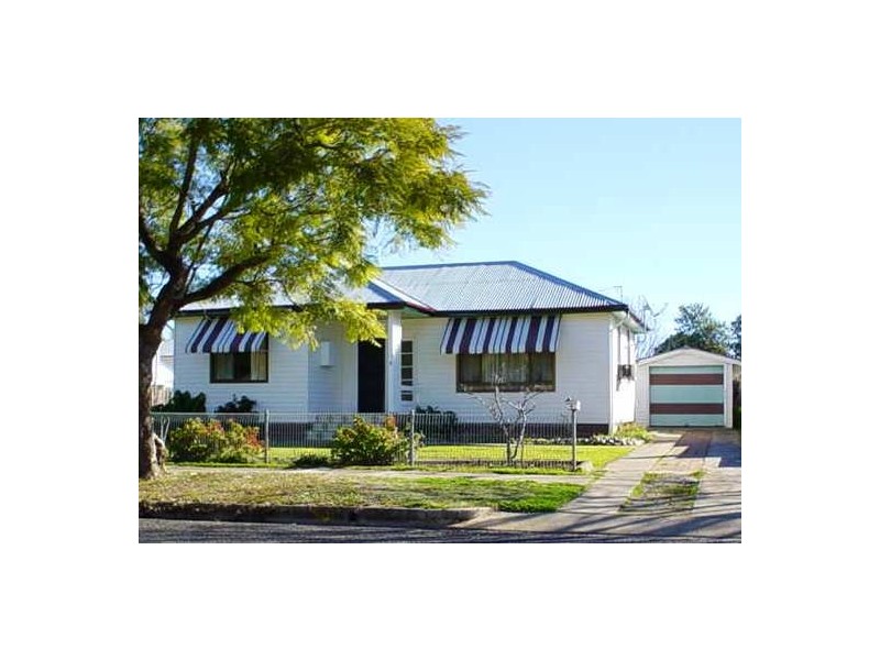4 Petra Ave, South, Tamworth NSW 2340