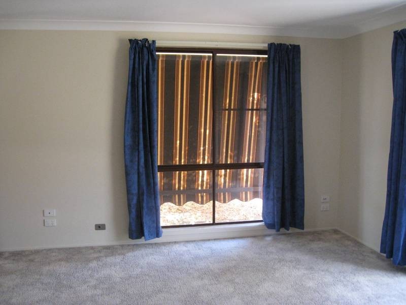 49 Carole Drive, Kootingal NSW 2352