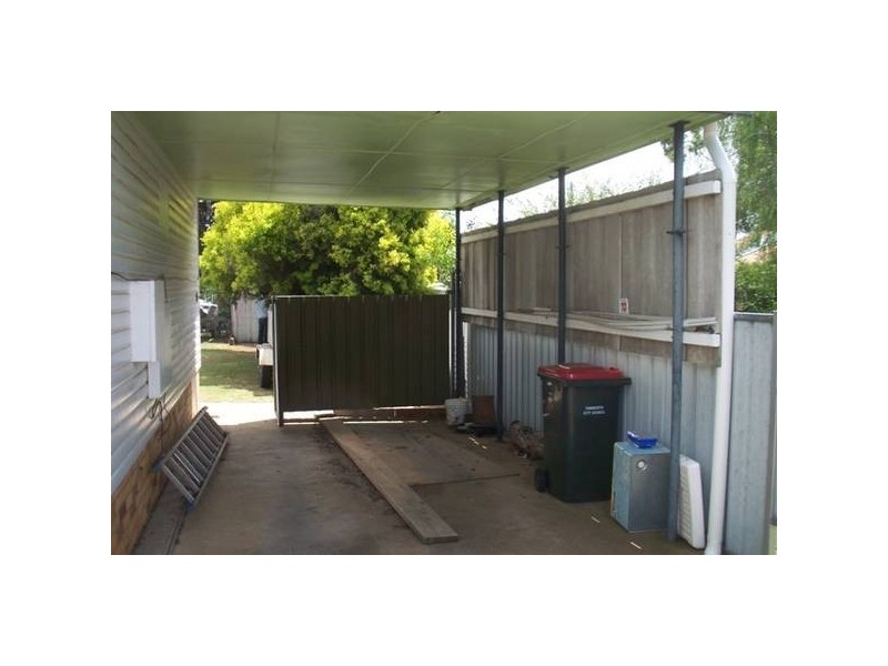 16 Campbell Street, Tamworth NSW 2340