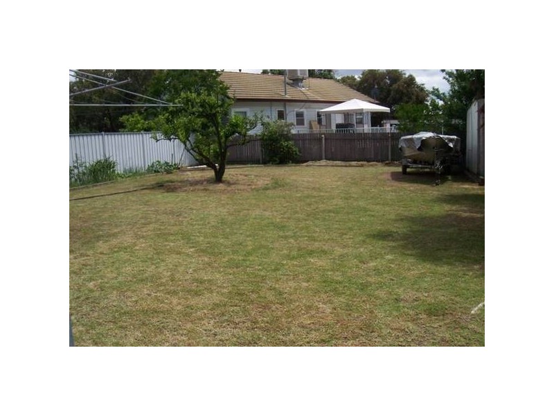 16 Campbell Street, Tamworth NSW 2340