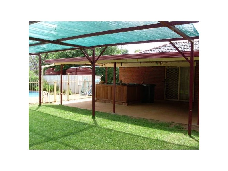 13 Hillstone Place, Moore Creek NSW 2340