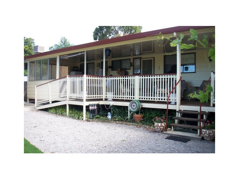 14 Susan Street, Kootingal NSW 2352