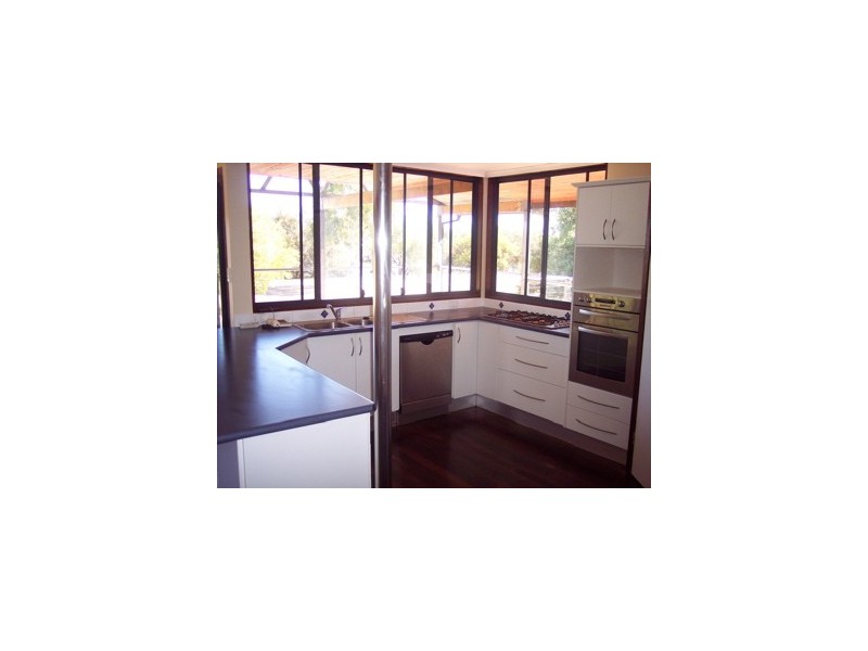 190 Banksia Terrace, South Yunderup WA 6208