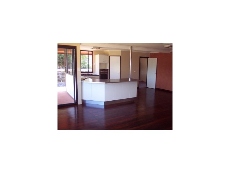 190 Banksia Terrace, South Yunderup WA 6208