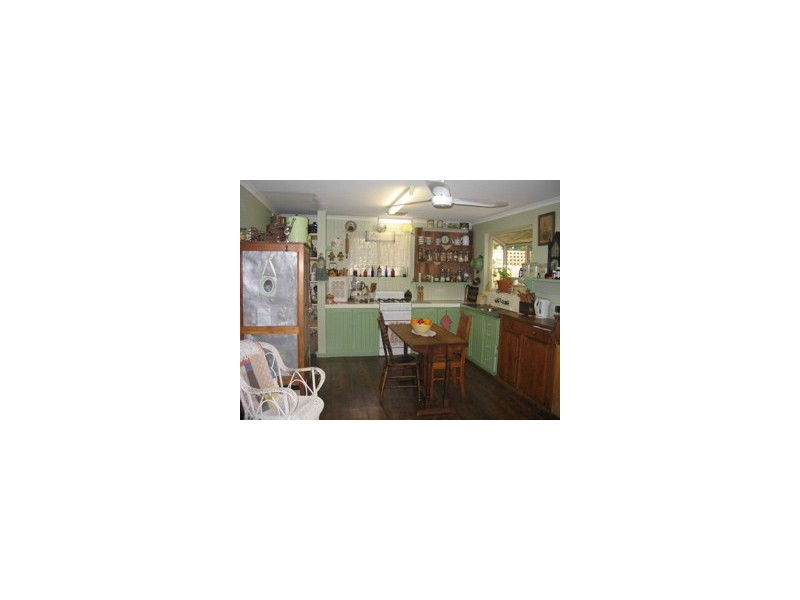 21 Marinup Street, Dwellingup WA 6213