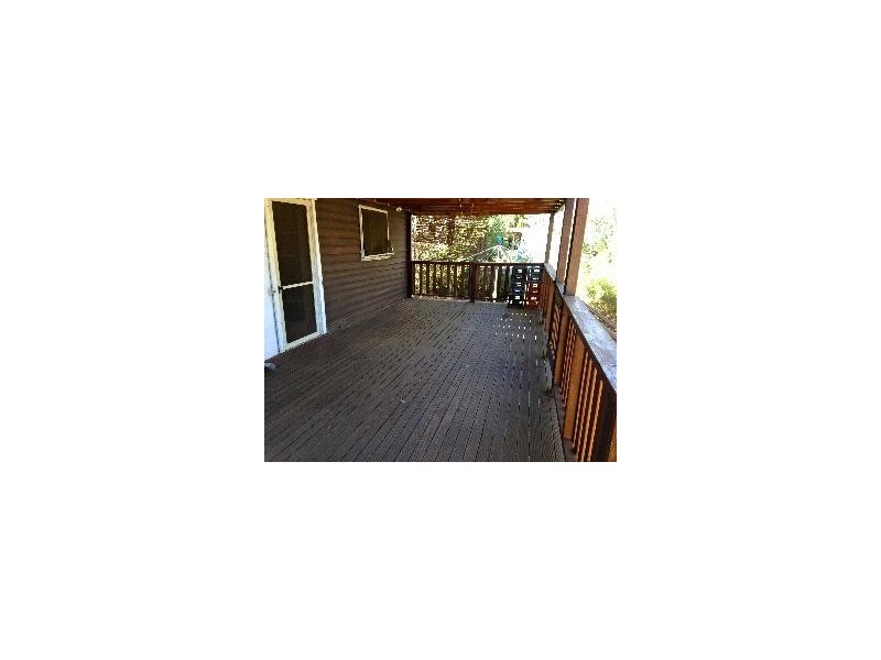 12 Sollya Cres, Dwellingup WA 6213