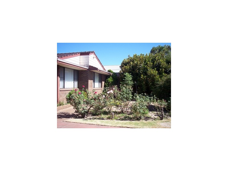 2 Paterson road, Pinjarra WA 6208