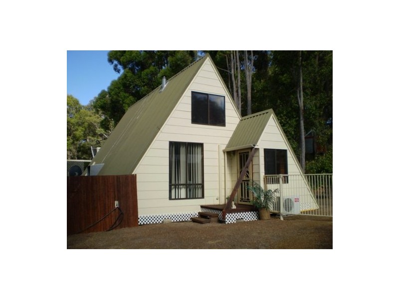 11 Forestview Road, Dwellingup WA 6213