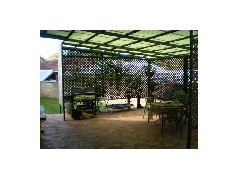 11 Forestview Road, Dwellingup WA 6213