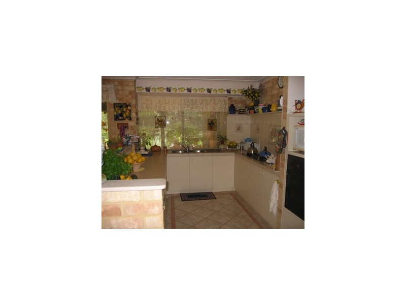 57 Lyons Road, Waroona WA 6215