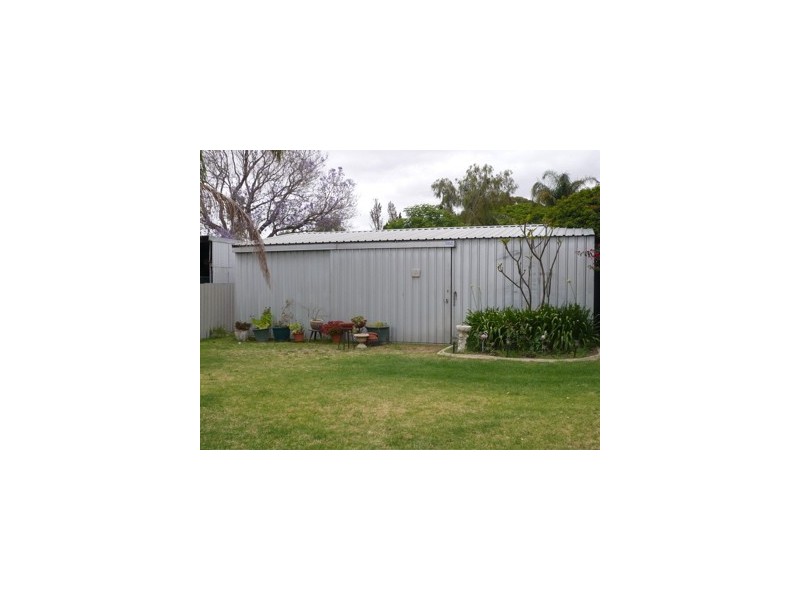 24 Jackson Street, Waroona WA 6215