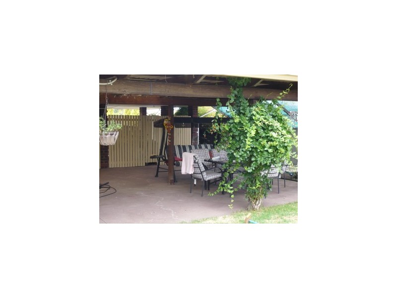 24 Jackson Street, Waroona WA 6215