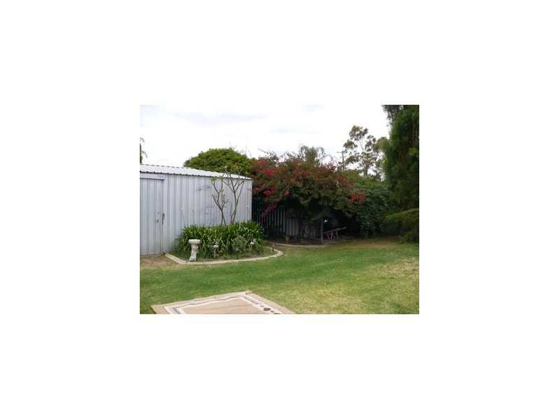 24 Jackson Street, Waroona WA 6215