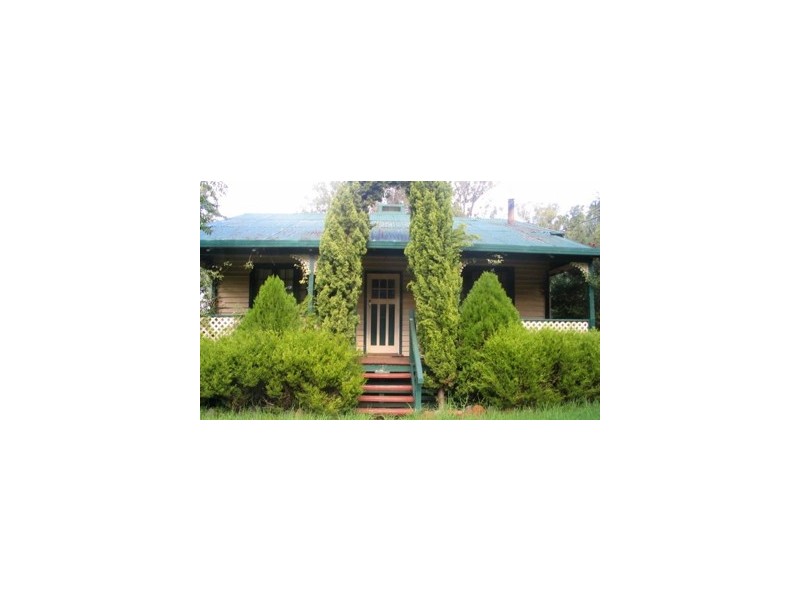 47 Marginata Cres, Dwellingup WA 6213