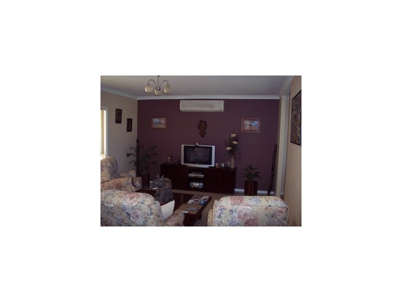 11 South Street, North Dandalup WA 6207