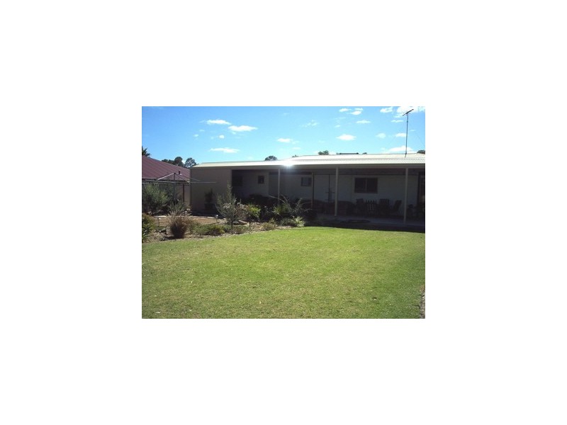 11 South Street, North Dandalup WA 6207