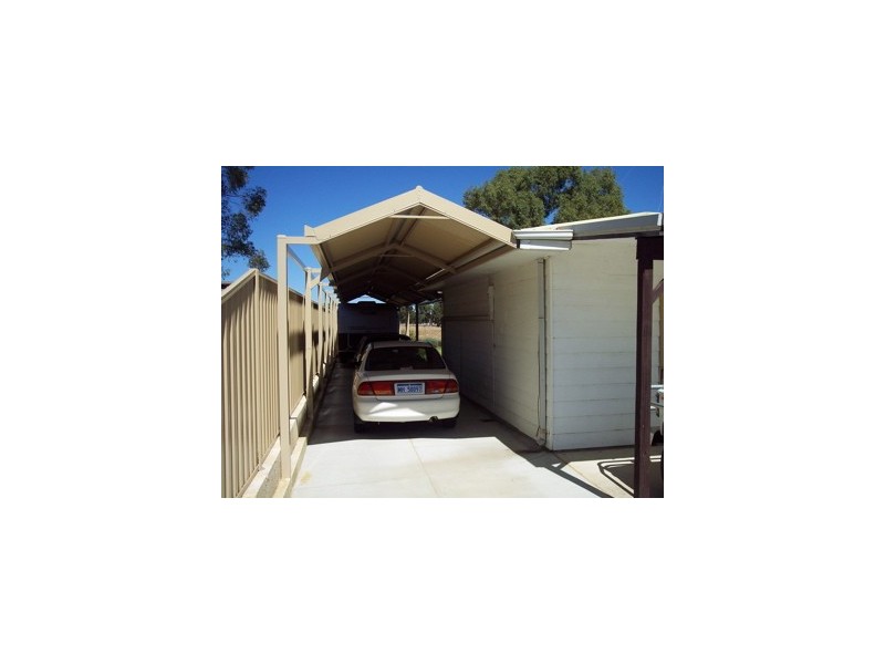 11 South Street, North Dandalup WA 6207