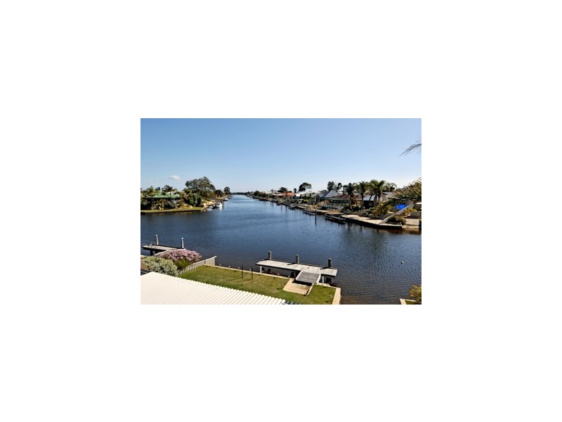 12 Kiap Road, South Yunderup WA 6208