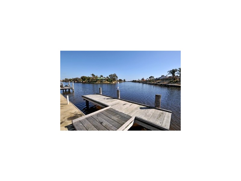 12 Kiap Road, South Yunderup WA 6208