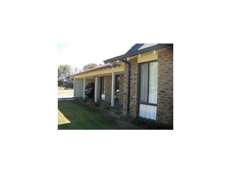 8 Armstrong court, Waroona WA 6215