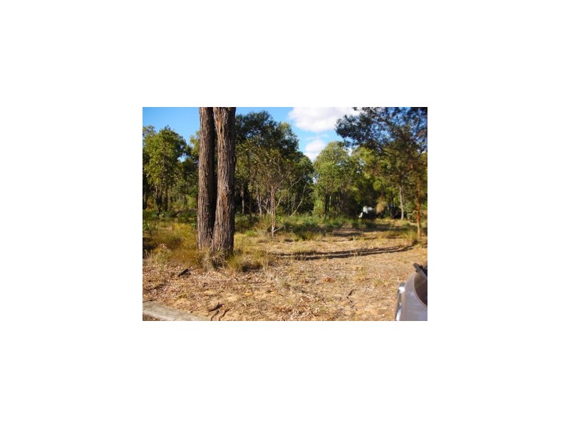 1 Williams Place, Waroona WA 6215