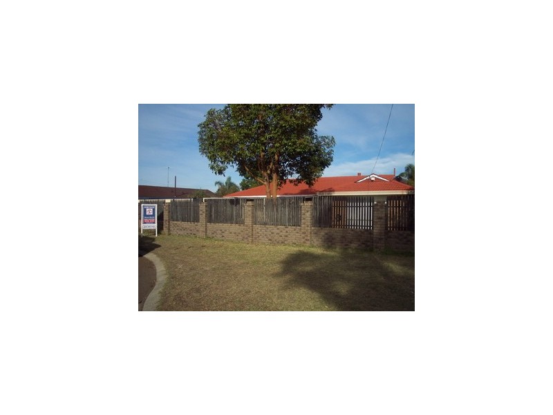 8 Leschenaultia Place, Pinjarra WA 6208