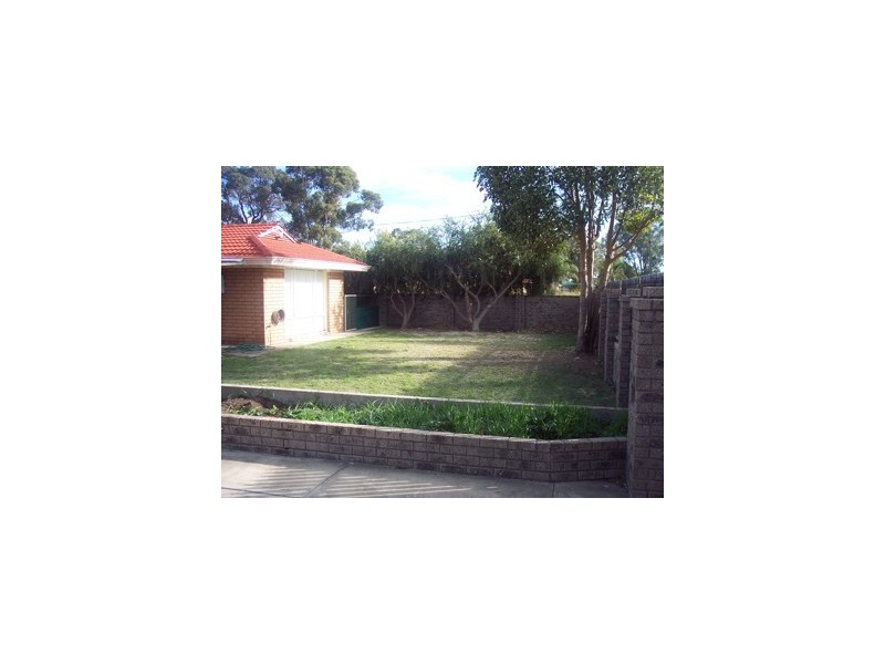 8 Leschenaultia Place, Pinjarra WA 6208