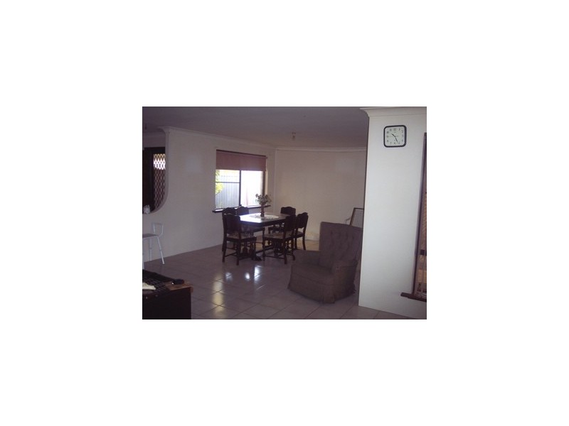 28 Willow Gardens, South Yunderup WA 6208