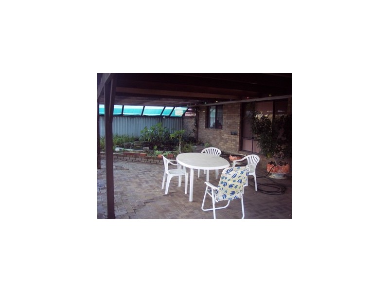 28 Willow Gardens, South Yunderup WA 6208