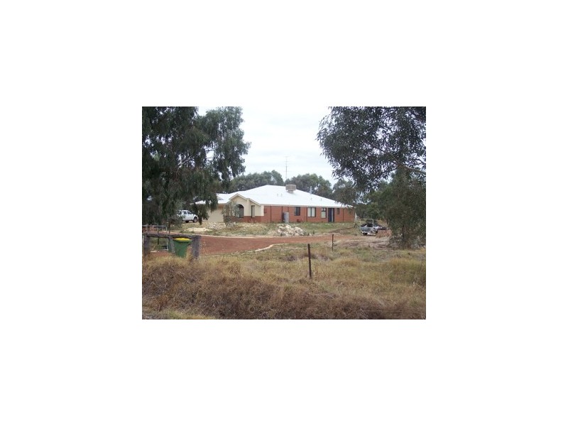 289 George Street, Waroona WA 6215