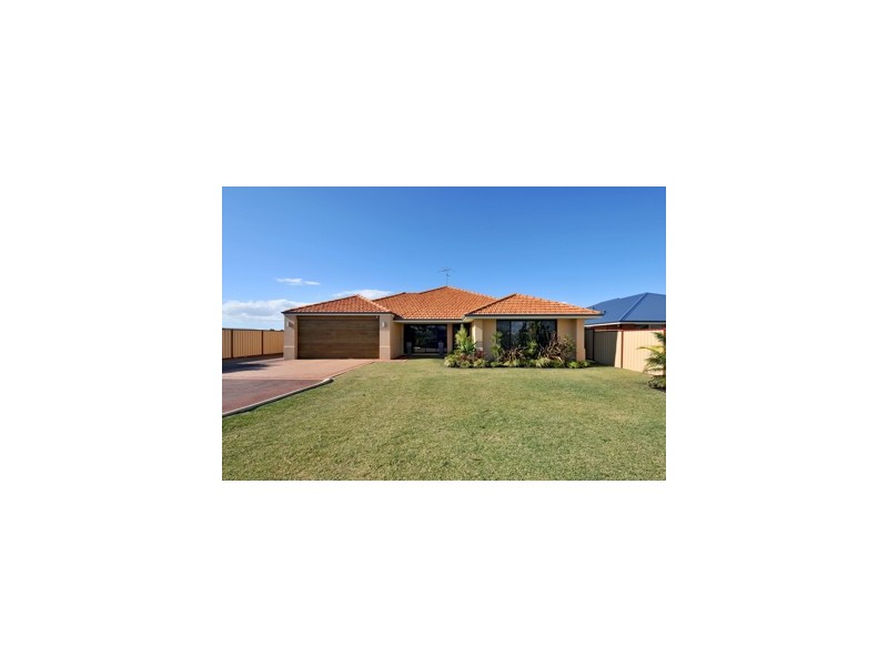 43 Murray Waters Boulevard, South Yunderup WA 6208