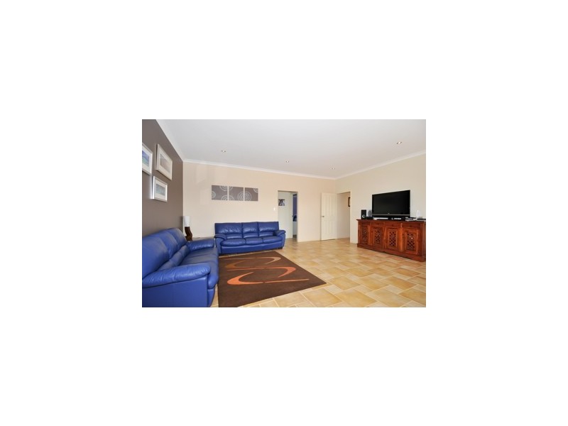 43 Murray Waters Boulevard, South Yunderup WA 6208