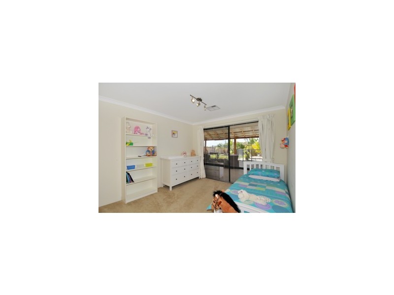 43 Murray Waters Boulevard, South Yunderup WA 6208