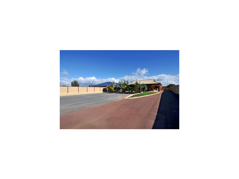 43 Murray Waters Boulevard, South Yunderup WA 6208