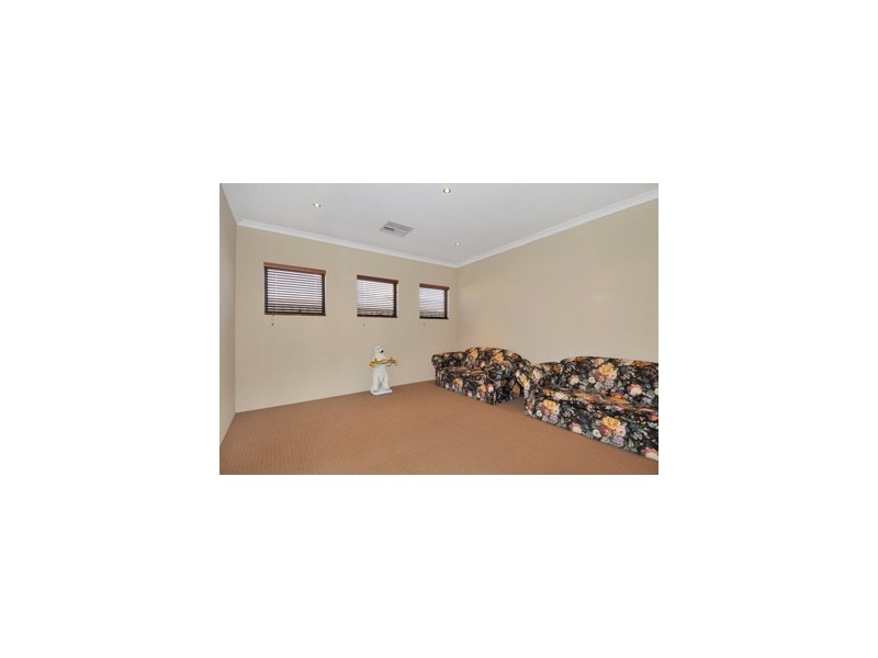 39 Jolly Rambler Boulevard, Ravenswood WA 6208