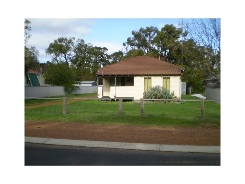 40 Johnson Road, Yarloop WA 6218