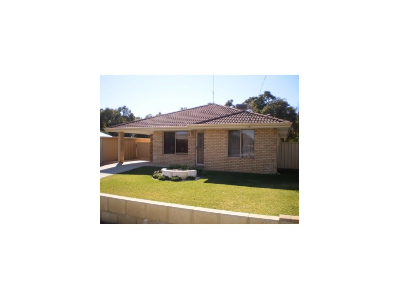 8 South Street, North Dandalup WA 6207