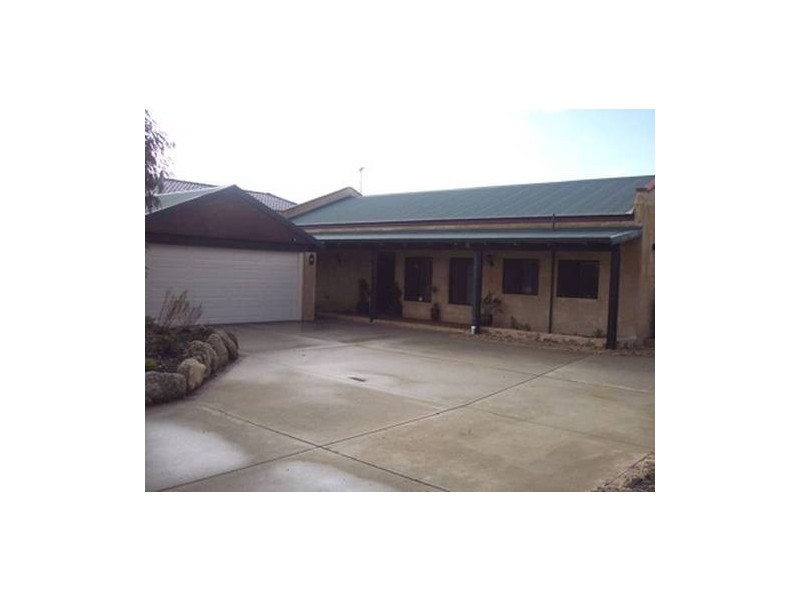 31 Murray Waters Boulevard, South Yunderup WA 6208