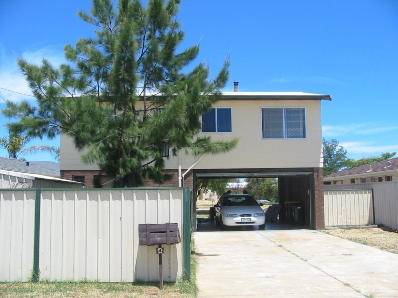 4 Kiap Road, South Yunderup WA 6208