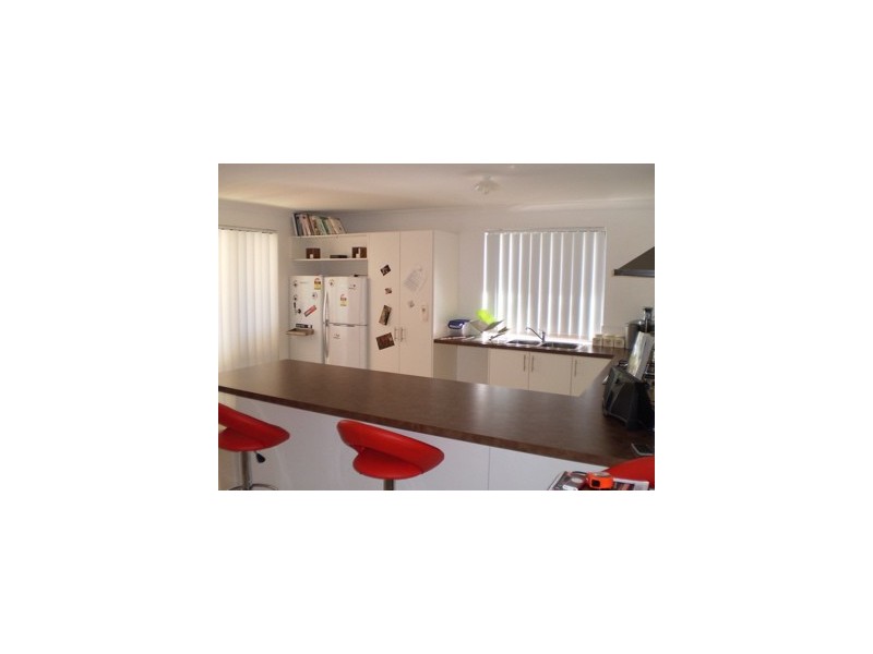 6 Lyttleton Lane, Pinjarra WA 6208