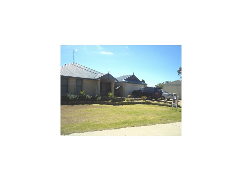 1 Camarri Way, South Yunderup WA 6208