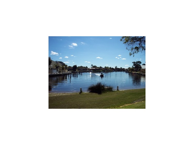 1 Camarri Way, South Yunderup WA 6208