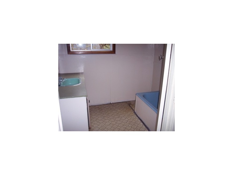 Lot 705 De Park Road, Dwellingup WA 6213