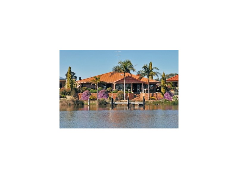 33 Heron Place, South Yunderup WA 6208