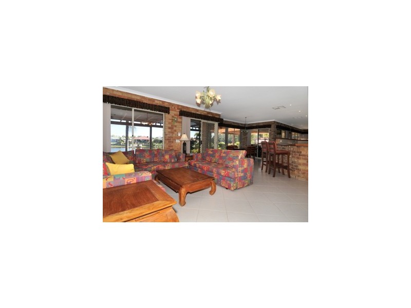 33 Heron Place, South Yunderup WA 6208